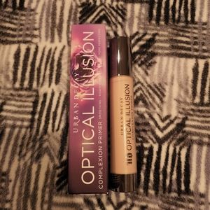 NWOT Urban Decay Optical Illusion Primer